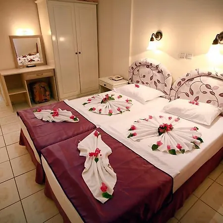 Hotel Parilti
