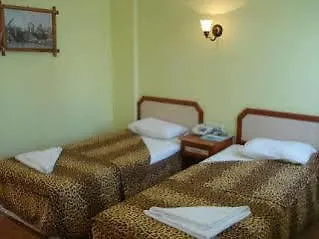 Parilti Hotel